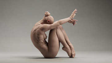 Elle — figure reference