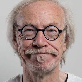 TheColonel_glasses — figure reference
