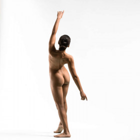 Alicia life drawing 05 — figure reference