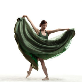 Green_dress_05 — figure reference