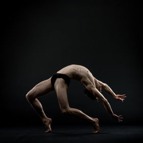 Jonathan_dark 8 — figure reference
