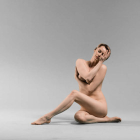 Carla seated 09 — figure reference