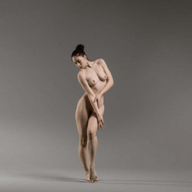 Elle life drawing poses 06 — figure reference