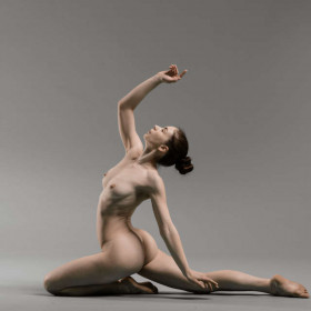 Elle life drawing poses 14 — figure reference