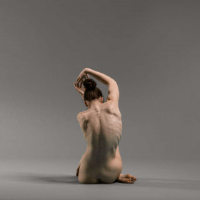 Elle life drawing poses 25 — figure reference