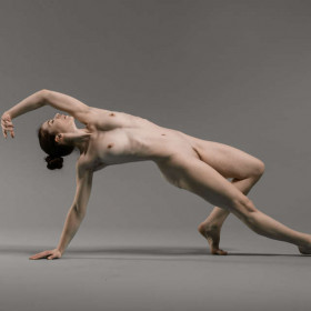 Elle life drawing poses 26 — figure reference