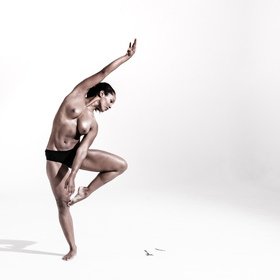 Female dance 1 — figure reference