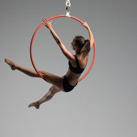 Female hoop 5 — figure reference