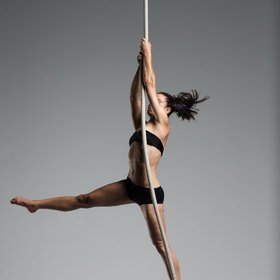 Female rope 1 — figure reference
