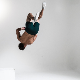 Freerun 12 — figure reference