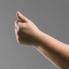 Large female hand 2 — figure reference