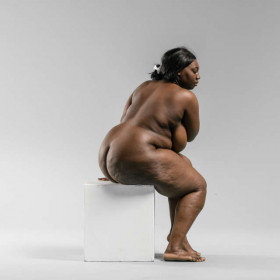Life drawing zola 10 — figure reference