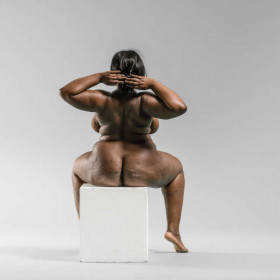 Life drawing zola 12 — figure reference