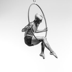 Male hoop 4 — figure reference