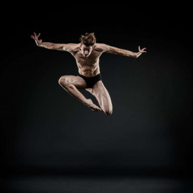 Male Physical Theatre 06 — figure reference