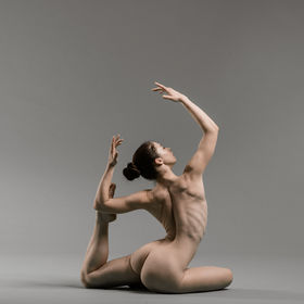 Elle life drawing poses 10 — figure reference