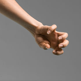 Female hands 12 — figure reference