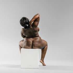 Life drawing zola 11 — figure reference