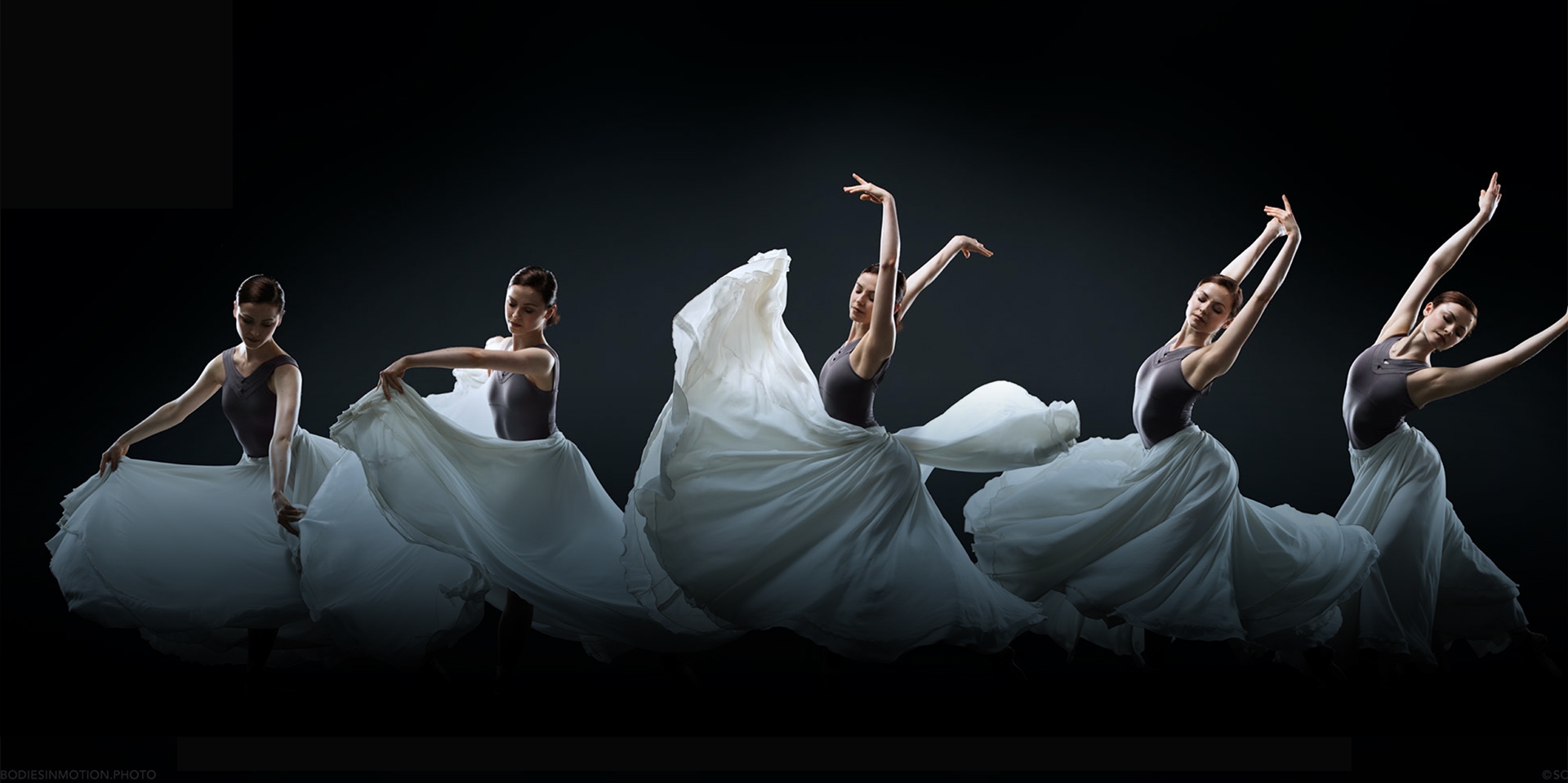 Scott Eaton s Bodies In Motion Dynamic Figure Reference For Artists 